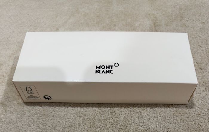 Montblanc Pix Ballpoint Pen ( 114797 )