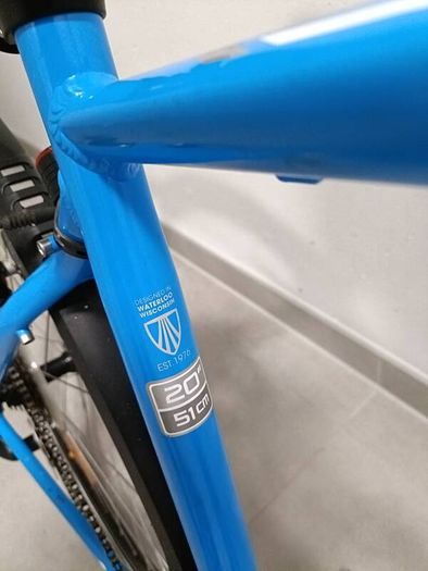 Trek bike size 20/M...perfect in new condition