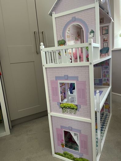 Large 3 Storey Dollhouse with Furniture