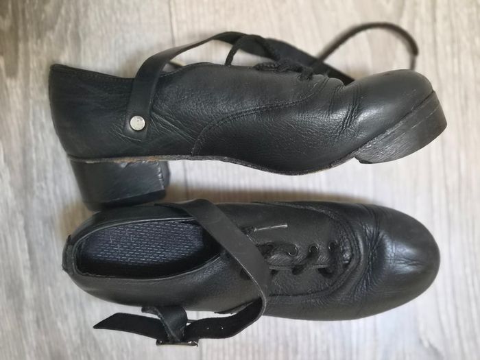 Hard irish dancing shoes size 5