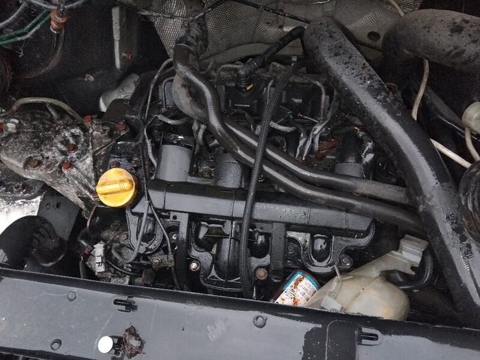 08 renault master G9U 2.5 diesel engine and 5 speed gear box