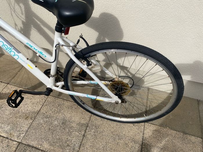 Ladies/girls bike