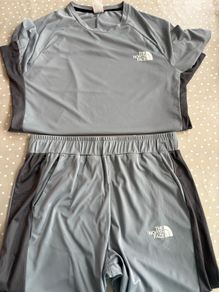 Top/shorts