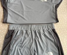 Top/shorts