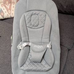 MASH newborn seat
