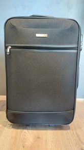 Suitcase cabin size