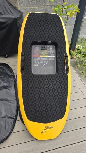 Lift Foils LIFT5 Cruiser 5'4" eFoil Board Set Sun Kissed - Gen5 Full Range Battery - Like New