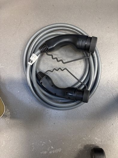 OEM BMW charging cable 7827900-04 for