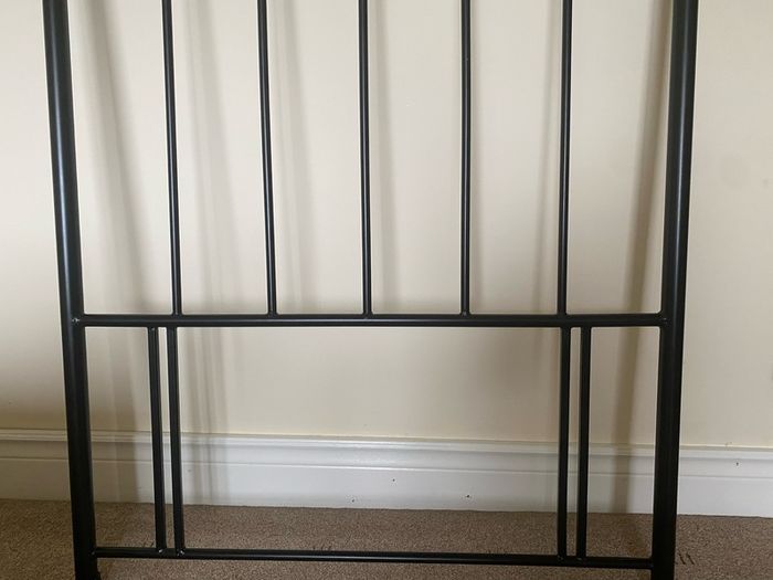 headboard