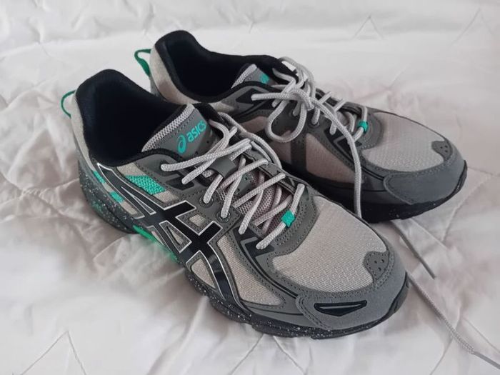 Asics trainers