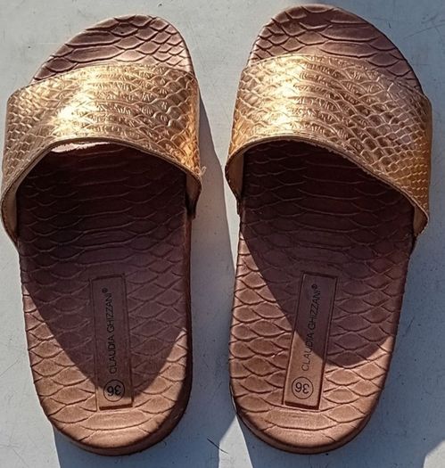 Sandals UK3