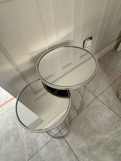 Mirror nest tables