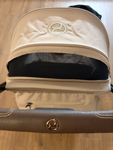 Cybex platinum coya style