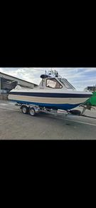 Boat trailer