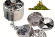 Nut and Hard Spice Grinder for Nutmeg Ginger Rock Salt and Peppercorn Hand tool crushers