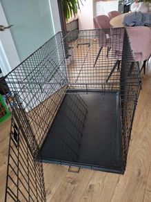 dog kennel