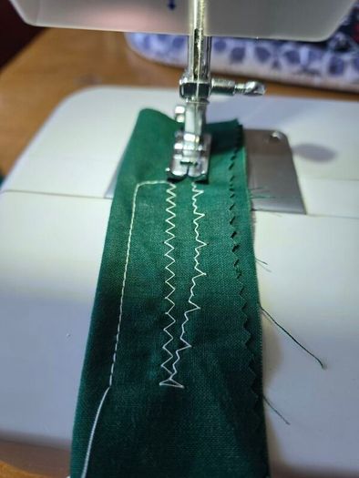 Singer Starlet sewing machine