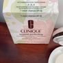Clinique Beyond Perfecting Powder Foundation & Concealer in shade Cream Chamois - New / Boxed Image 4