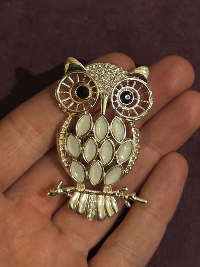 Ladies Owl Brooch