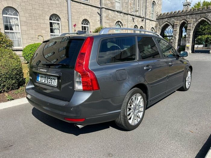 Volvo V50 T5 2.5T Petrol 5-Cylinder