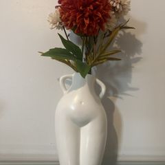 Flower vase