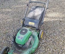 john Deere lawnmower free