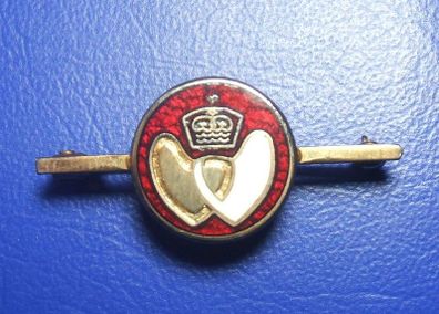 National Blood Transfusion Service (NBTS) - blood donor's award badge (1960's / 1970's). Tiepin badge.
