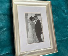 Pearl photo frame.