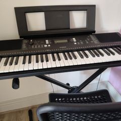 Electronic Keyboard Yamaha E363