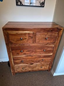 Solid wood drawer cabinet