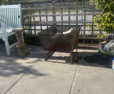 Outdoor fire pit