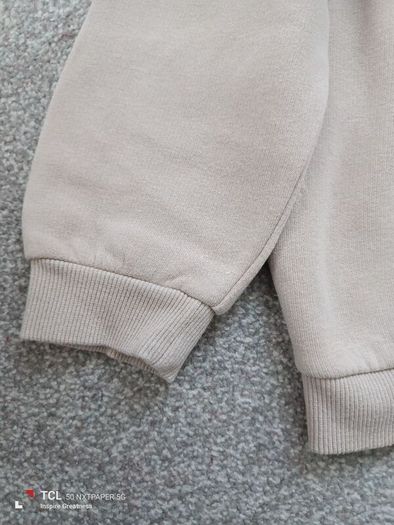 boy's jumper. Age 7/8.