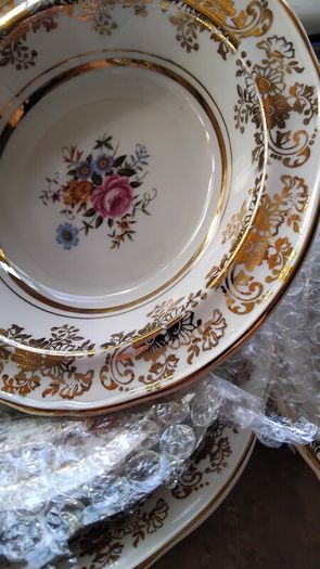 Alfred Meakin Golden Posy 22kr  Gold