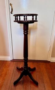 Solid Wood Pedestal Plant Stand / Fern Stand - 88cm