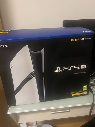 Playstation 5 Pro with disk drive