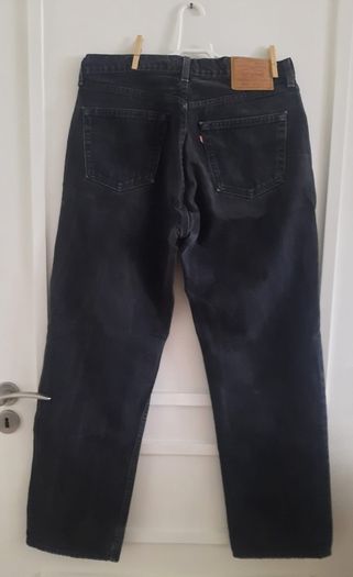 Levis unisex denim jeans 34 waist and 30 leg in very good condition with no issues see last two photos for exact measurements FREE STANDARD POSTAGE INCLUDED