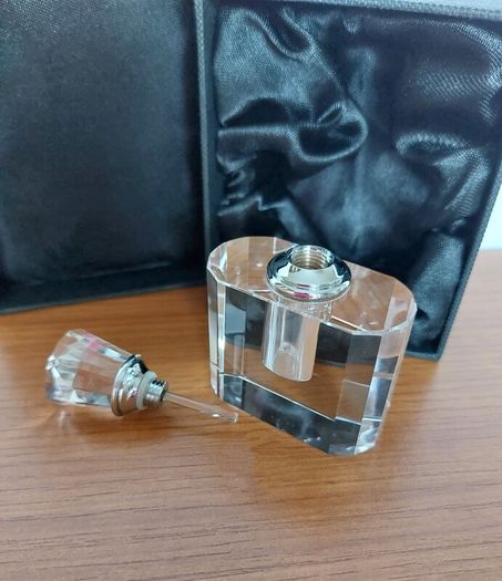 Vintage Art Deco Style Crystal Perfume Bottle