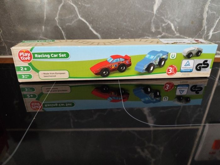 Wooden toy racing car set
