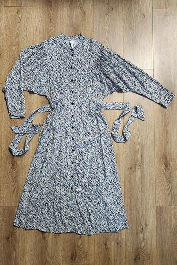 Longsleeve midi dress with belt - H&M - Blue, white, yellow, black Pattern - Size small