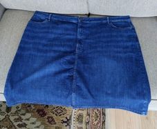 Marks and Spencer cotton blend denim skirt 50 inch waist and 26 inch long new and in excellent condition with no issues FREE STANDARD POSTAGE INCLUDED