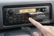 Mitsubishi radio cassette player with case and removal panel Free viewing
