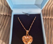 Brand New Newbridge Silverware Heart Pendant Necklace (In Box)