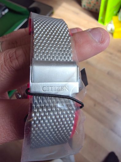 Citizen red arrow brand new watch ecodrive