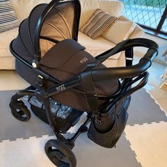 Egg 2 travel system black & cybex newborn car seat