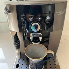 Magnifica S Smart Coffee Machine 41m Warranty