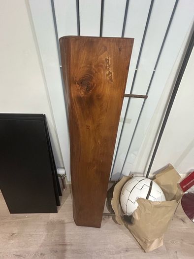 Mantle oak