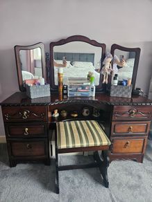 Dressing Table and Stool (Mahogany)
