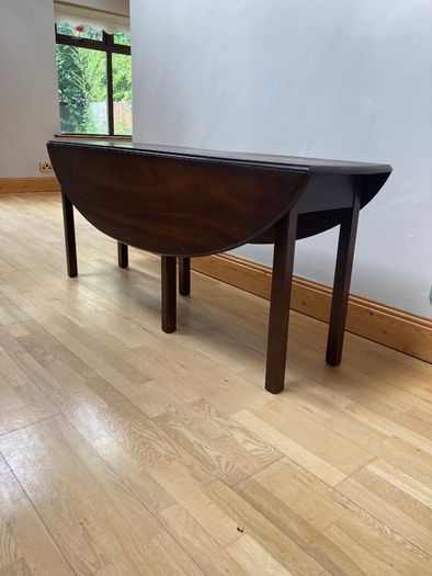 Hunt Table / Wake Table / Dining Table
