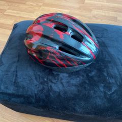 Canyon cycle helmet