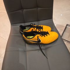 Nike football boots yellow size 5.5